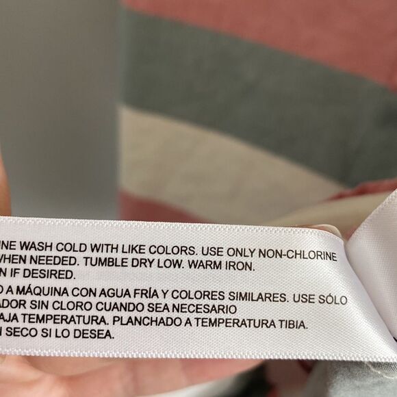 CACTUS MAN- Red white & blue button up- Size medium - Picture 8 of 8